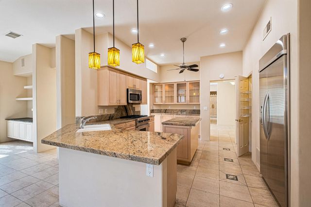 44965 Malia Circle, La Quinta, CA 92253