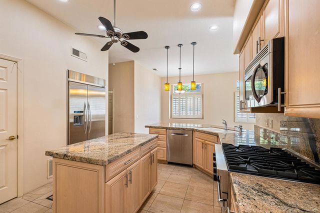 44965 Malia Circle, La Quinta, CA 92253
