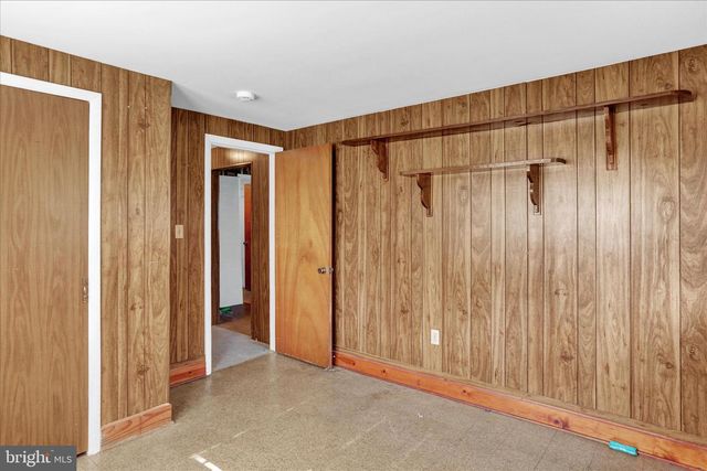 131 GARDEN CITY DR, Lancaster, PA 17602