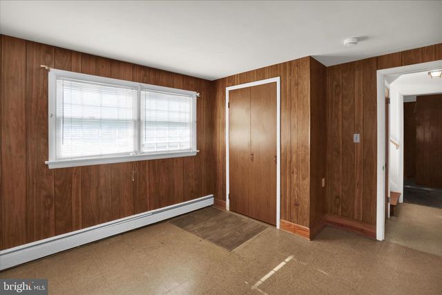 131 GARDEN CITY DR, Lancaster, PA 17602