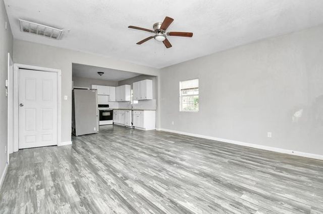 7926 Hudson Street, Houston, TX 77012