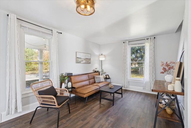 1106 E Court Street, Janesville, WI 53545