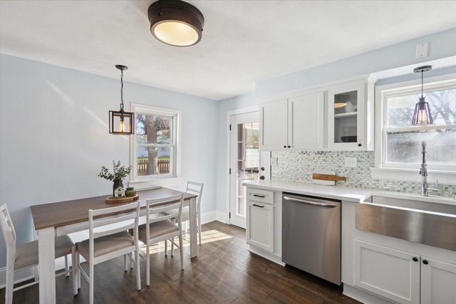 1106 E Court Street, Janesville, WI 53545