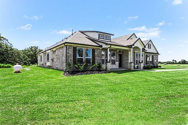22 Cattle Drive, Bay City, TX 77414
