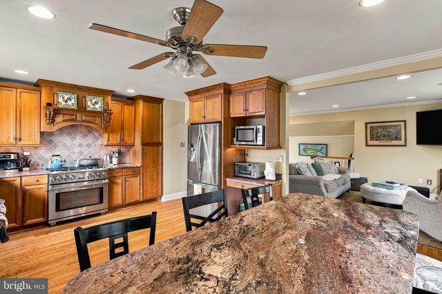 136 HURFFVILLE, Blackwood, NJ 08012