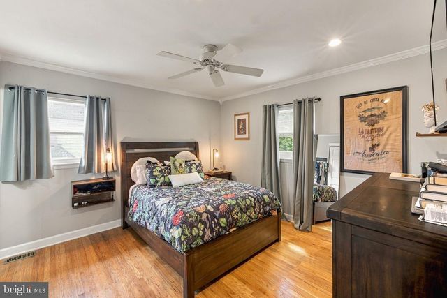 136 HURFFVILLE, Blackwood, NJ 08012