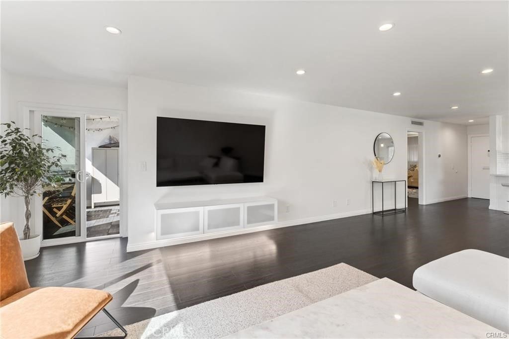 1935 Alpha Road 314, Glendale, CA 91208 — photo 4