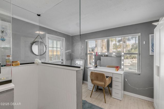 402 Lincoln Avenue, New Smyrna Beach, FL 32169