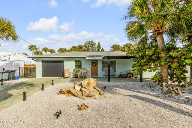 402 Lincoln Avenue, New Smyrna Beach, FL 32169