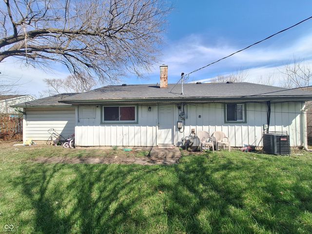 3930 Chateau Drive, Indianapolis, IN 46226