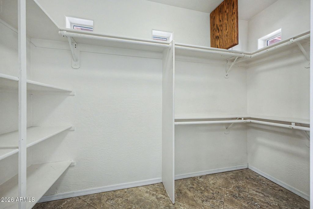 Image 17 of property listing at 33399 N KAREN Lane, San Tan Valley, AZ 85143