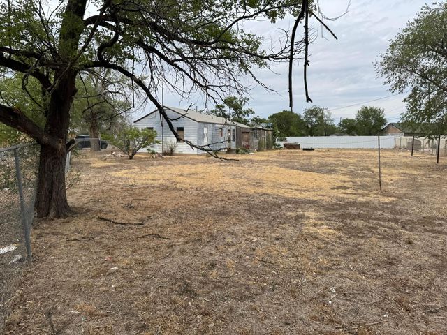 1407 CARTER Street, Amarillo, TX 79104
