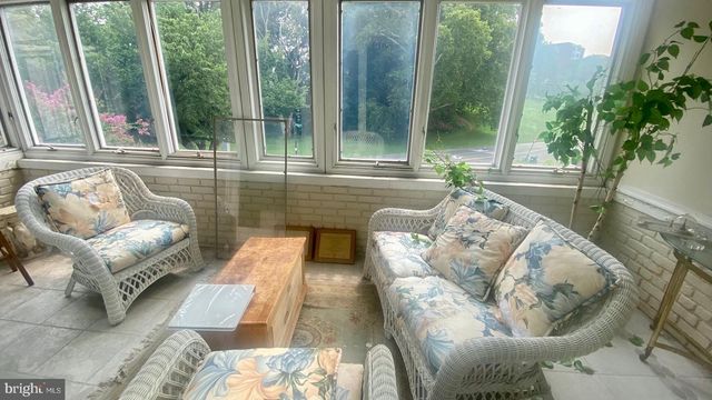 4036 NW ARKANSAS AVE NW, Washington, DC 20011
