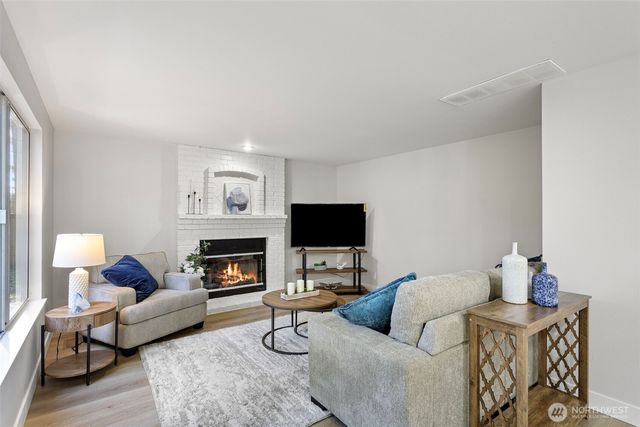 17209 92nd Avenue E, Puyallup, WA 98375