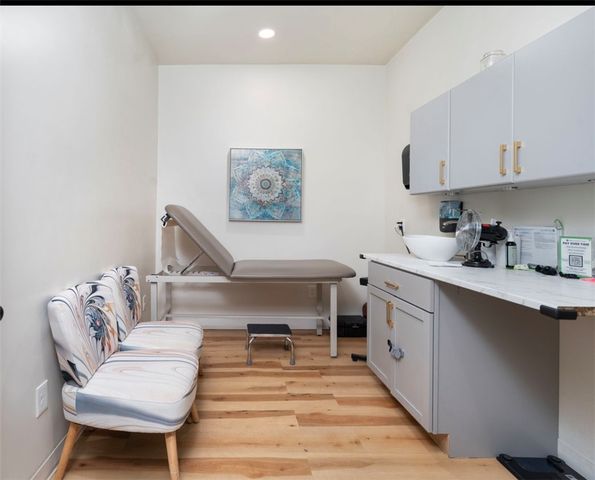460 Smithfield Avenue, Pawtucket, RI 02860