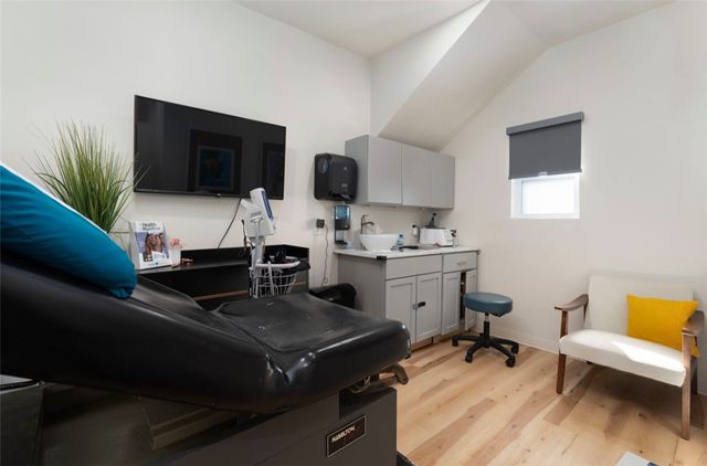 460 Smithfield Avenue, Pawtucket, RI 02860