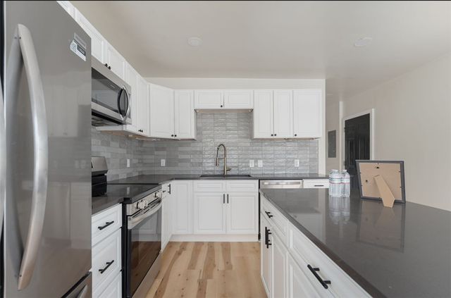460 Smithfield Avenue, Pawtucket, RI 02860
