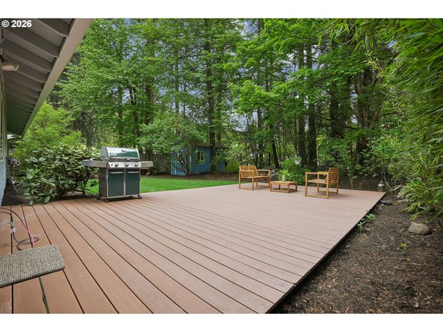 17500 HILL Way, Lake Oswego, OR 97035