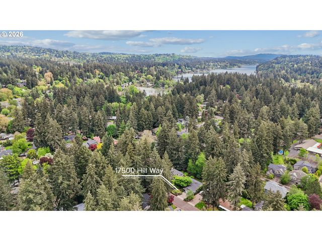 17500 HILL Way, Lake Oswego, OR 97035
