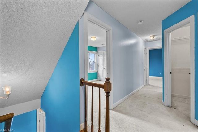 8 Knoll Brook Court, Greensboro, NC 27407