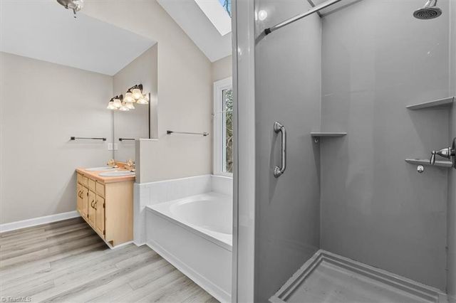 8 Knoll Brook Court, Greensboro, NC 27407