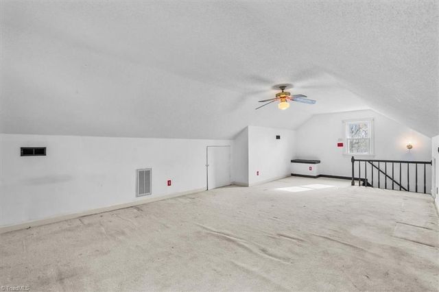 8 Knoll Brook Court, Greensboro, NC 27407