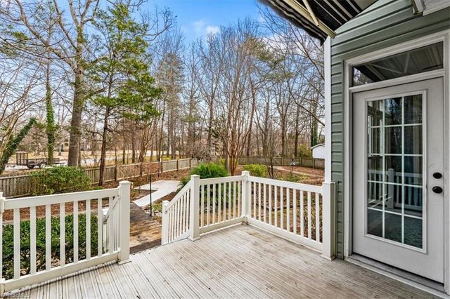 8 Knoll Brook Court, Greensboro, NC 27407