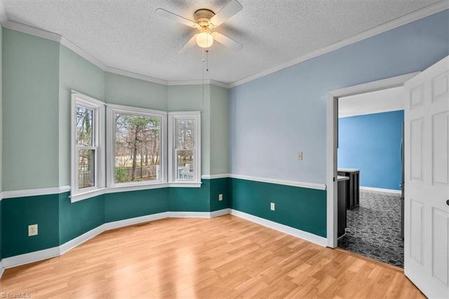 8 Knoll Brook Court, Greensboro, NC 27407