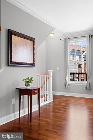 203 CAPTAINS WAY, Philadelphia, PA 19146