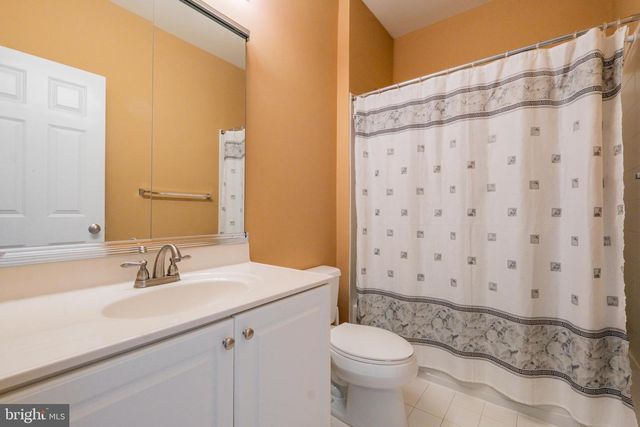 203 CAPTAINS WAY, Philadelphia, PA 19146