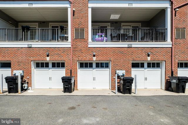 203 CAPTAINS WAY, Philadelphia, PA 19146