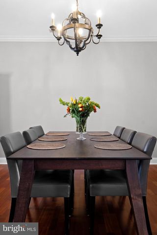 203 CAPTAINS WAY, Philadelphia, PA 19146