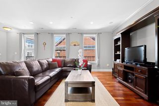203 CAPTAINS WAY, Philadelphia, PA 19146