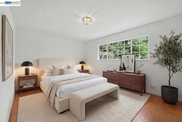 4977 Proctor Rd, Castro Valley, CA 94546