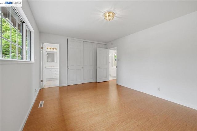 4977 Proctor Rd, Castro Valley, CA 94546