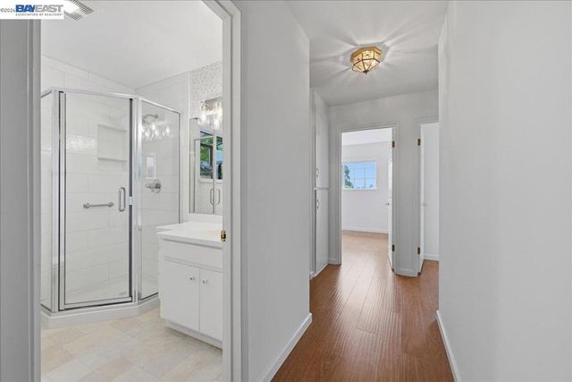 4977 Proctor Rd, Castro Valley, CA 94546