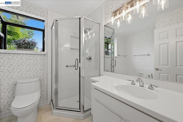 4977 Proctor Rd, Castro Valley, CA 94546