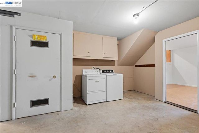 4977 Proctor Rd, Castro Valley, CA 94546