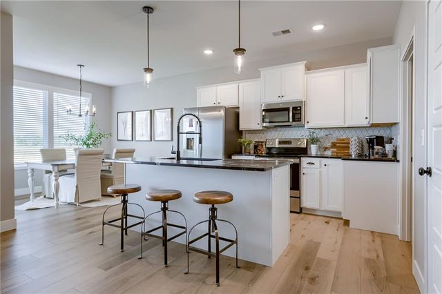 20524 Newcastle Street, Spring Hill, KS 66083