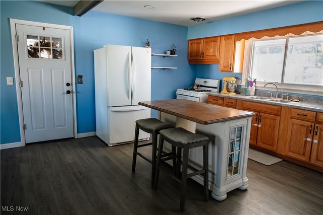 5109 W Elmwood Avenue, Austintown, OH 44515