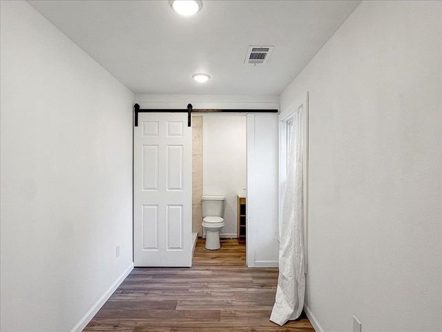 4801 Woodcastle Drive, Chandler, TX 75758