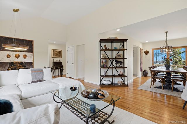 166 Highview Street, Mamaroneck, NY 10543