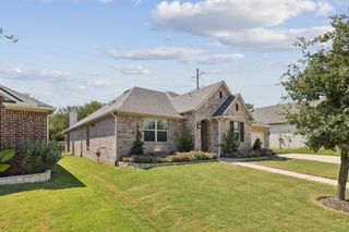 2829 Sandstone Drive, Hurst, TX 76054