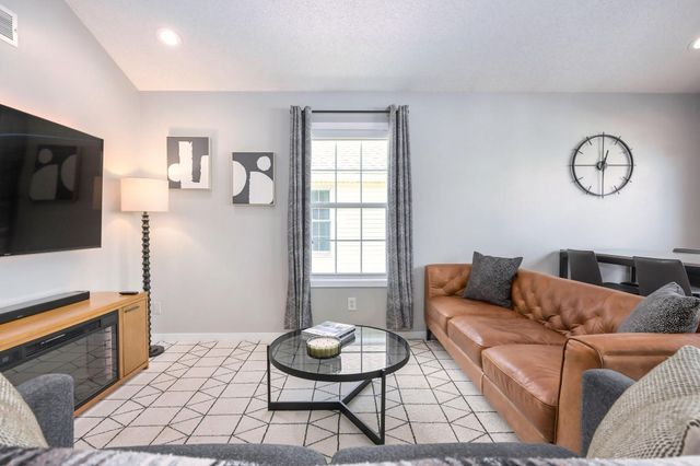 7378 Windsor Drive N, Shakopee, MN 55379
