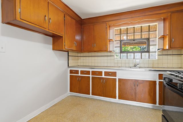 2335 N Merrimac Avenue, Chicago, IL 60639