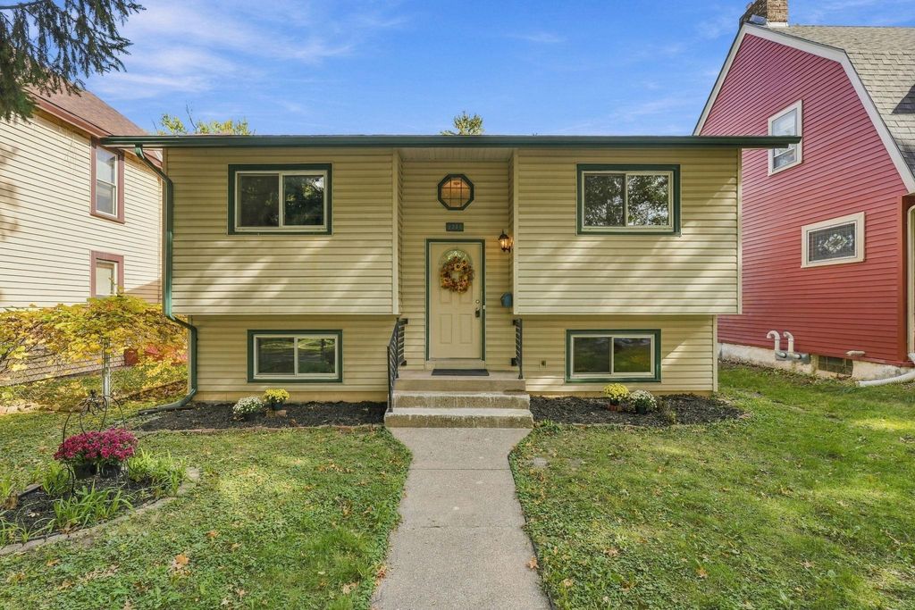 1741 Ames Place, Saint Paul, MN 55106 — photo 2