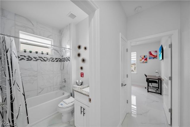 2627 NW 11th ST, Cape Coral, FL 33993