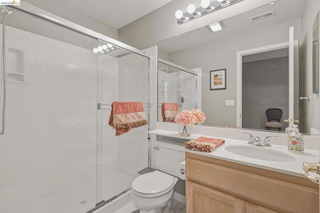 171 E Country Club Dr, Brentwood, CA 94513