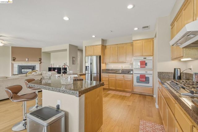 171 E Country Club Dr, Brentwood, CA 94513