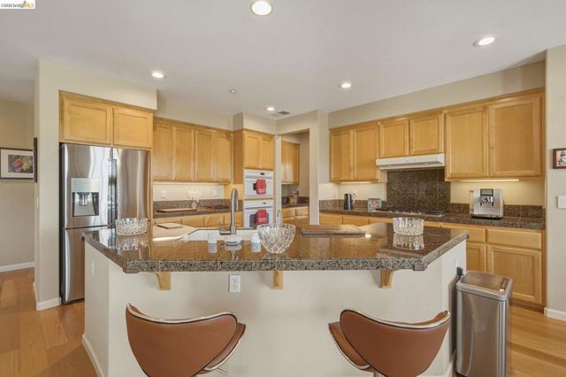 171 E Country Club Dr, Brentwood, CA 94513